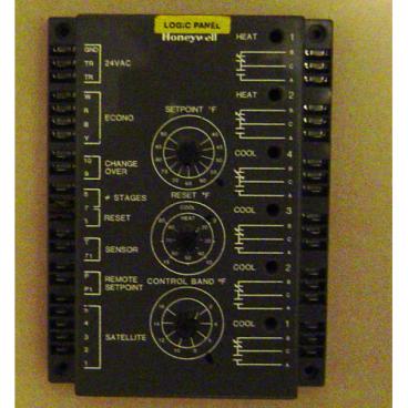 Honeywell Part# W7100C1018 Logic Panel Controller Discharge Air Temperature Control (OEM)