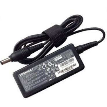 Toshiba Part# AH303772 Adaptor, Car (OEM)